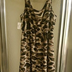 Camo print dress womens sz L